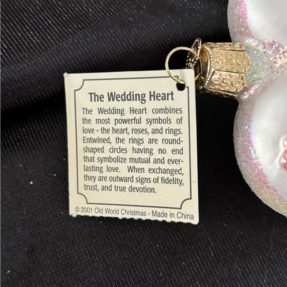 Wedding/Engagement Heart Merck Old World Christmas Ornament with rings and roses - Picture 4 of 6